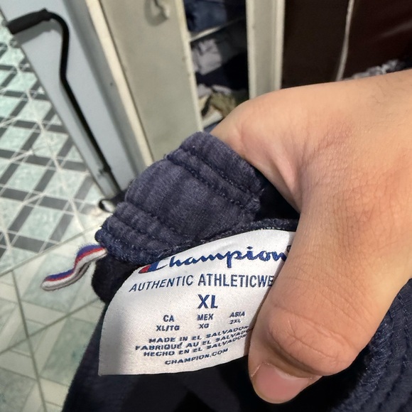 Champion Dark Blue Sports Shorts - Picture 3 of 3